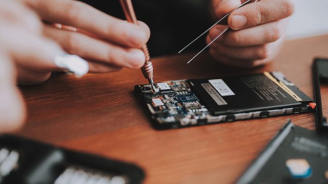 Hardware and Software Services